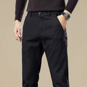 Calça Chino Masculina em Sarja